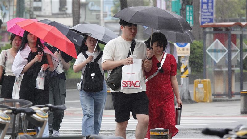 雨神再襲！大雨特報續發　這些地方注意