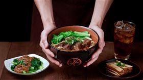 連鎖牛肉麵品牌三商巧福慶40週年。（圖／品牌業者提供）