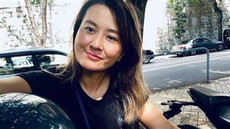 強颱小犬襲港　女星機場攔車被開天價怒了