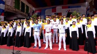 中職選手領唱國歌　亞運金牌選手參與國慶