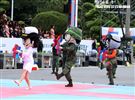 中華民國112年國慶國防部心理作戰大隊、陸軍專科學校，以及陸軍特戰指揮部，以「守護共好─We Are The Best」為主題進行聯合演出。（圖/記者邱榮吉攝影）