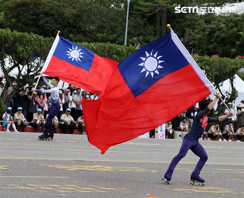 中華民國112年國慶民俗表演祥獅獻瑞。（圖/記者邱榮吉攝影）