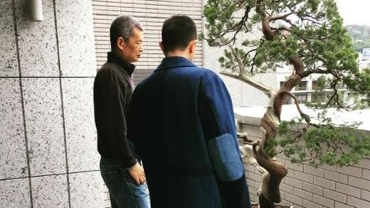低調露臉KID婚禮　小鬼爸爸黑西裝現身