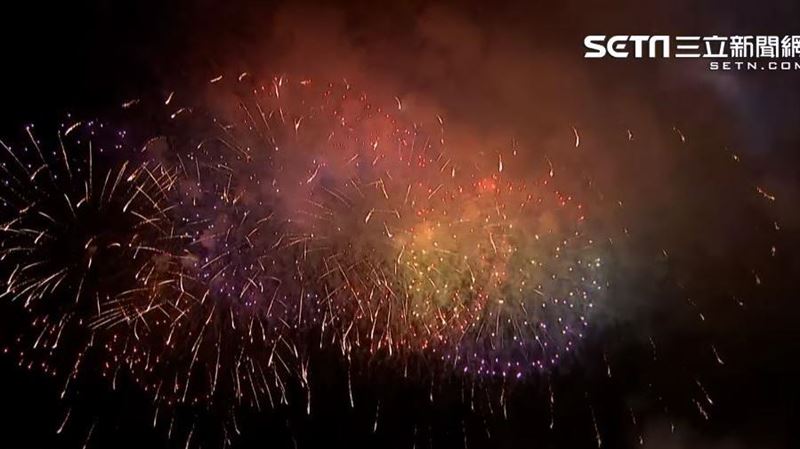 台中國慶舞台挨轟　段考妹現場1句超無奈