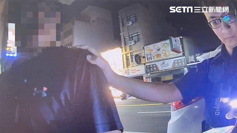 劉先生國慶聚餐被逮　友驚：他不是姓江？