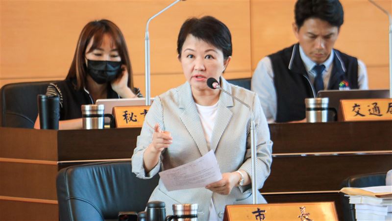 國慶焰火提早放罵聲連連　盧秀燕首度道歉