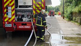 模擬火災地點水源不足　桃消第一大隊搶救演練龜山登場，圖/桃園電子報