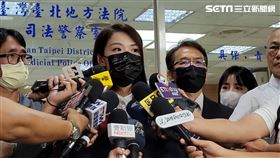 ▲高虹安，於法庭外，再度感謝助理們工作的辛勞。（圖／記者楊佩琪攝）