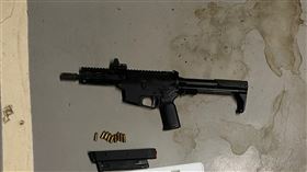 新北警,攻堅,分裝場,毒品,咖啡包,車牌,新板特區,豪宅