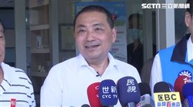 ▲侯友宜參訪約翰樂活護理之家暨政策發布及受訪