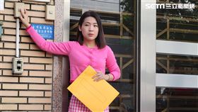 ▲徐巧芯13日上午赴高檢署告發郭璽涉外患罪。（圖／記者楊佩琪攝）