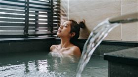 北投老爺「以食惠湯」專案，獨立湯屋搭配搭配PURE歐式餐廳下午茶、午餐或晚餐三擇一，雙人同行只要3,288元起。（圖／飯店旅宿業者提供）