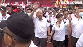 ▲張忠謀與妻張淑芬出席台積電運動會