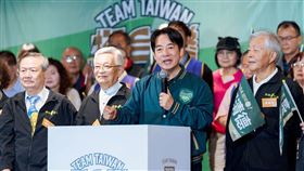 賴清德出席「旅中鄉親賴清德後援會」成立大會。（圖／賴清德辦公室提供）