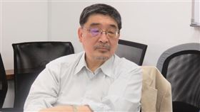 施正鋒教授昨談及近期美豬進口爭議，批蔡政府3種招式迫害台灣豬農。（圖／翻攝自施正鋒臉書）