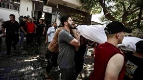 以色列轟炸加薩走廊加薩走廊受到以色列轟炸，多人傷亡。按照伊斯蘭喪葬習俗，死者必須在死亡當天速葬，嚴禁火葬。（巴勒斯坦青年米克達提供）中央社記者施婉清開羅傳真  112年10月13日