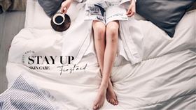 熬夜肌急救保養10招！快速退水腫黑眼圈!