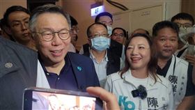 柯文哲宜蘭造勢  力挺立委參選人陳琬惠民眾黨總統參選人柯文哲（前左）13日出席宜蘭縣台灣選哲之友會，並力挺黨籍立委參選人陳琬惠（前右）。中央社記者沈如峰宜蘭縣攝  112年10月13日