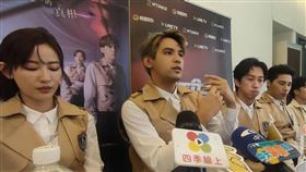 陳零九（中）談到JPEX代言。（圖／記者鍾智凱攝）