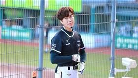 （圖／翻攝自臉書顏睿宏Robert-蘿蔔）