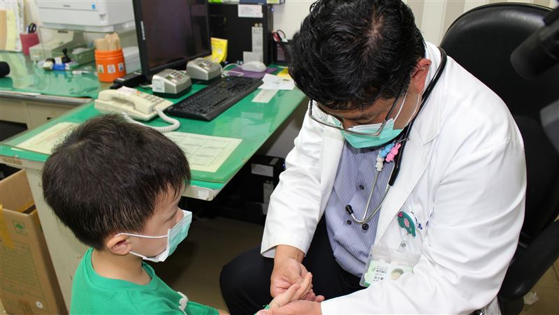 病毒齊發像群魔亂舞「這科」病房1位難求