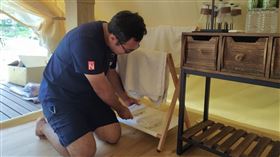 有了專案補助，也讓小誠更加確定返鄉投入缺工產業的選擇。（圖／桃竹苗分署提供）