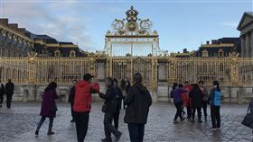 大巴黎地區2018年遊客數創新高  逾5千萬人大巴黎地區去年迎來5000萬名遊客，創下新高紀錄，是這項統計首度超過5000萬人門檻，只是「黃背心」運動確實影響了一些遊客來訪的意願。圖為凡爾賽宮。中央社記者曾依璇巴黎攝  108年2月14日