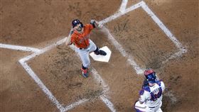 ▲「阿土伯」奧圖維（Jose Altuve）敲出季後賽生涯第25轟。（圖／美聯社／達志影像）