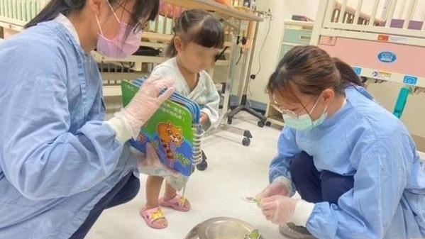 女童「一夜癱瘓」不是肚子痛　元凶竟是它