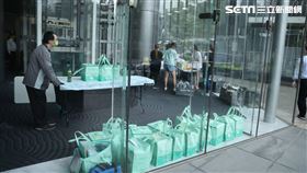 ▲台塑總部進駐內湖/外送/台塑搬新家飲食狀況／外賣／台塑員工用餐情形（圖／記者邱榮吉拍攝）