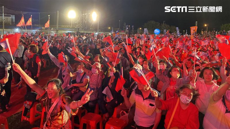 侯友宜台中挺侯造勢　破5千民眾力挺
