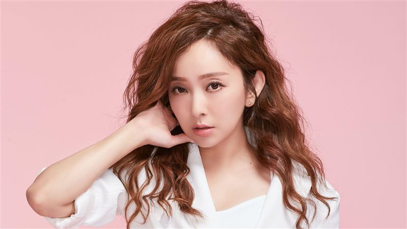 愛紗離婚4年曝喜訊　對方是幼稚園好友