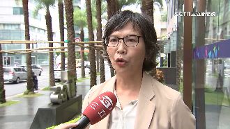 獨／藍白合示範！蔡壁如合體盧秀燕掛看板