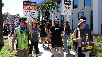 美政府停擺第27天　近7000航班延誤