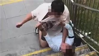 玩Lemo嗆輸贏1人中刀　2男街頭快打畫面曝