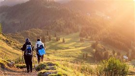 ▲登高是廣為人知的重陽節習俗之一。(圖／Pixabay)