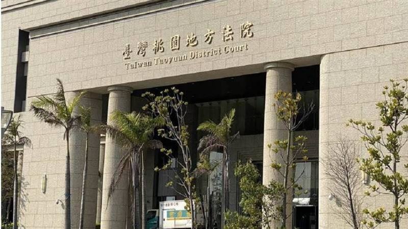 遭攔查脫口「X的」被指辱警　法官判無罪