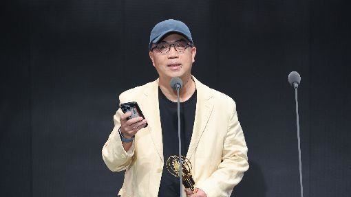 金鐘58／才剛領完獎　他急送醫開刀近況曝