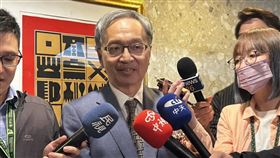 對於流感疫苗爭議，薛瑞元表示，合格流感疫苗都該提供。（圖／記者簡浩正攝影）