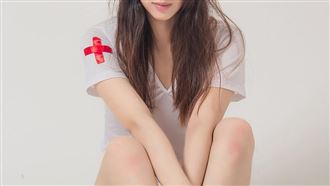 女員工離職…院長摘罩強吻噁喊：再放肆點