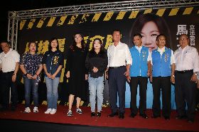 馬文君草屯廟口開講  強調反抹黑、反