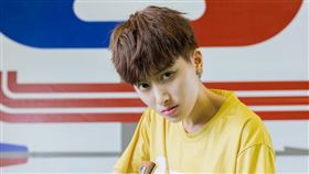 鄭靚歆被整復師弄到半殘。(圖／翻攝鄭靚歆IG）