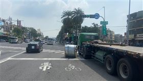 車禍,鋼捲,小港區,沿海路,立群路,聯結車