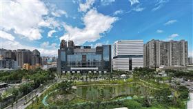 新商場大多有鄰近的捷運站，生活機能佳，新店裕隆城周邊房價與台北市相比親民許多，附近有園區，在地購屋需求強，房價表現穩健，圖為新店裕隆城。（圖／MyGoNews提供）