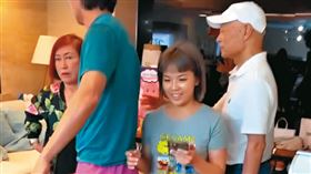元祖創辦人張秀琬（圖）闖進前媳婦安晨妤住處大聲咆哮。（圖／鏡週刊）