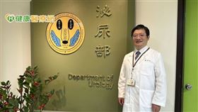 台北榮民總醫院泌尿部一般泌尿科主任鍾孝仁醫師表示，攝護腺癌的荷爾蒙治療，學理上希望藥效可維持穩定濃度3個月,因此治療時，藥物傳遞系統是否能維持穩定濃度，也是一大考量。