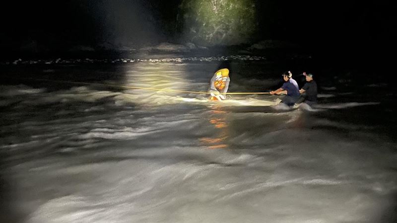 揪團違法闖禁地溪降　6人撿回一命下場曝