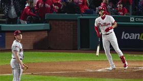 ▲布恩（Alec Bohm）炸裂生涯季後賽首轟！費城人追平。（圖／美聯社／達志影像）