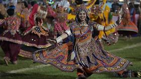 ▲民眾在九夜節跳加爾巴舞，發生多起死亡事件。（示意圖／達志／美聯社，下同）