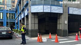 台北市民權東路六段巷內大樓驚傳墜樓事件。（圖／翻攝畫面）